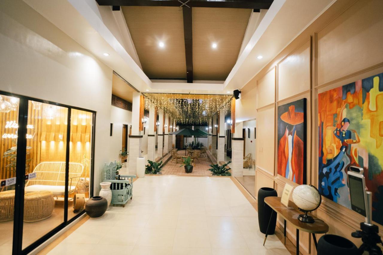 Marieli Suites Near Panglao International Airport Екстер'єр фото